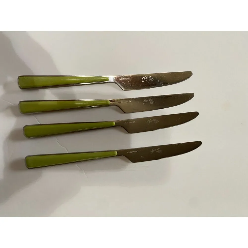 Vintage Set of 4 Fiesta Merengue Knives Avocado Green